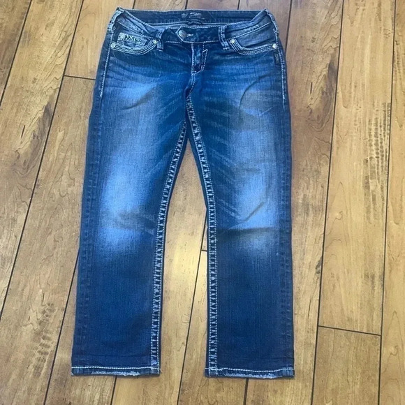 Silver Tuesday low jean capris - Picture 1 of 5